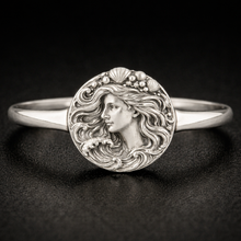 Load image into Gallery viewer, Silver Aphrodite Ring