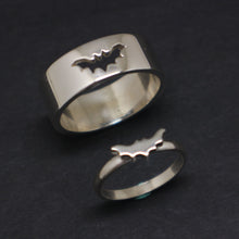 Load image into Gallery viewer, Bat Promise Ring for Couples