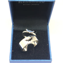 Load image into Gallery viewer, Bat Promise Ring for Couples