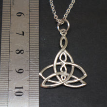 Load image into Gallery viewer, Celtic Mother Daughter 3 Knot Necklace