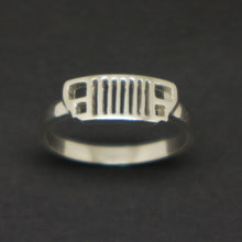 Load image into Gallery viewer, Silver BU CJ ZJ Jeep Grilles Ring