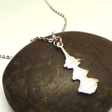 Load image into Gallery viewer, Secret Message Soundwave Necklace