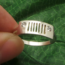 Load image into Gallery viewer, Sterling Silver Jeep Ring