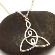 Load image into Gallery viewer, Celtic Mother and 2 Child Knot Necklace