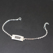Load image into Gallery viewer, Silver Jeep Bracelet