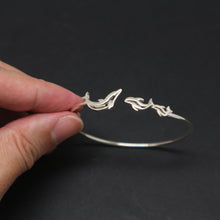 Load image into Gallery viewer, Mother and Child Dolphin Bracelet
