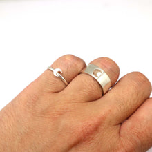 Load image into Gallery viewer, Moon Alternative Engagement Ring