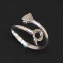 Load image into Gallery viewer, Bdsm Queen of Spade Ring