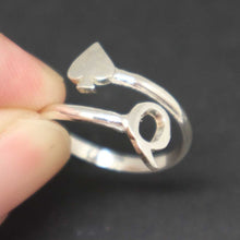 Load image into Gallery viewer, Bdsm Queen of Spade Ring