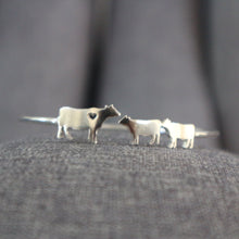 Load image into Gallery viewer, Silver Mother Daughter Cow Bracelet
