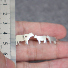 Load image into Gallery viewer, Silver Mother Daughter Cow Bracelet
