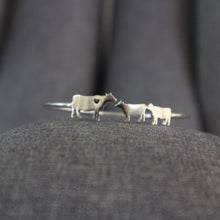 Load image into Gallery viewer, Silver Mother Daughter Cow Bracelet