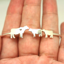 Load image into Gallery viewer, Silver Mother Daughter Cow Bracelet