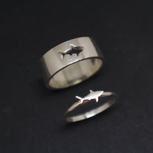 Load image into Gallery viewer, Shark Couple Promise Ring Set
