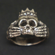 Load image into Gallery viewer, Skull Claddagh Ring for Men