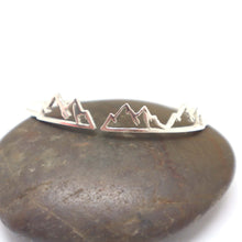 Load image into Gallery viewer, Mother Daughter Mountain Bracelet
