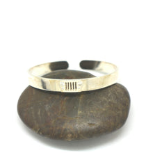 Load image into Gallery viewer, Silver Jeep Bangle