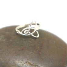 Load image into Gallery viewer, Mother Daughter Knot Ring