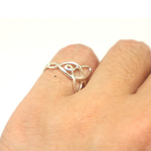 Load image into Gallery viewer, Mother Daughter Knot Ring