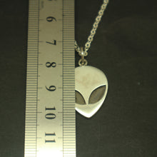 Load image into Gallery viewer, Alien Area 51 Ufo Necklace
