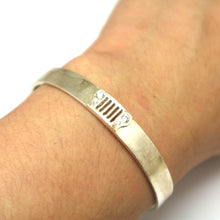Load image into Gallery viewer, Silver Jeep Bangle
