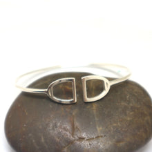 Load image into Gallery viewer, Horse Stirrup Bracelet