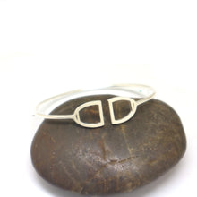 Load image into Gallery viewer, Horse Stirrup Bracelet