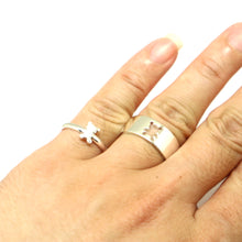 Load image into Gallery viewer, Bear Promise Ring for Couples