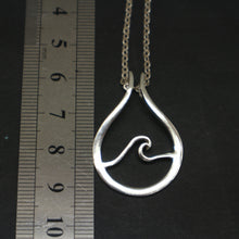 Load image into Gallery viewer, Wave Ring Holder Necklace