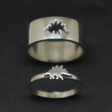 Load image into Gallery viewer, Stegosaurus Dinosaur Promise Ring for Couples
