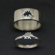 Load image into Gallery viewer, Stegosaurus Dinosaur Promise Ring for Couples