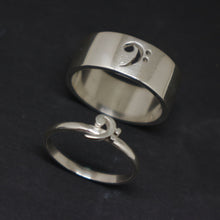 Load image into Gallery viewer, Bass Clef Promise Ring for Couples