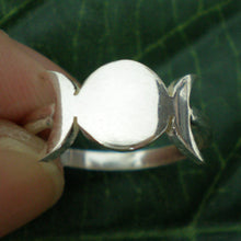 Load image into Gallery viewer, Silver Moon Phase Ring