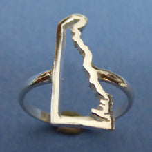 Load image into Gallery viewer, Silver Delaware State Ring