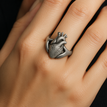 Load image into Gallery viewer, Anatomical Heart Claddagh Ring
