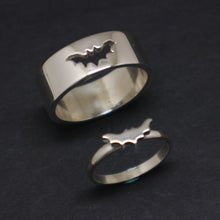 Load image into Gallery viewer, Bat Promise Ring for Couples
