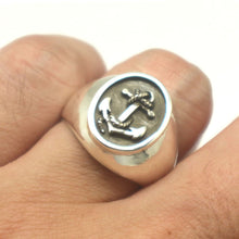 Load image into Gallery viewer, Mens Anchor Ring
