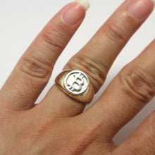 Load image into Gallery viewer, Bitcoin Men Signet Ring
