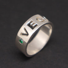 Load image into Gallery viewer, Vegan Engagement Wedding Men Ring
