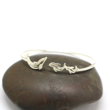 Load image into Gallery viewer, Mother and Child Dolphin Bracelet
