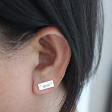 Load image into Gallery viewer, Silver Jeep Stud Earring

