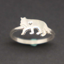 Load image into Gallery viewer, Silver Lone Wolf Ring
