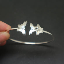 Load image into Gallery viewer, Silver Mother Baby Butterfly Bracelet
