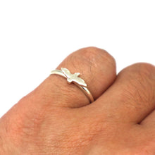 Load image into Gallery viewer, Bird Dove Couple Rings Set
