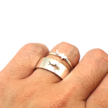 Load image into Gallery viewer, Shark Couple Promise Ring Set

