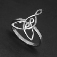 Load image into Gallery viewer, Mother and 2 Daughter Knot Ring
