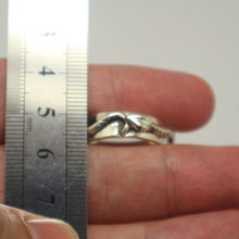 Load image into Gallery viewer, Ouroboros Snake Promise Ring for Couple
