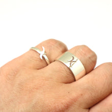 Load image into Gallery viewer, Bisexual Moon Promise Ring for Couples
