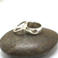Load image into Gallery viewer, Turtle Dinosaur Promise Ring for Couples
