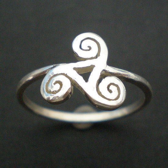 Celtic Spiral Triskelion Silver Ring